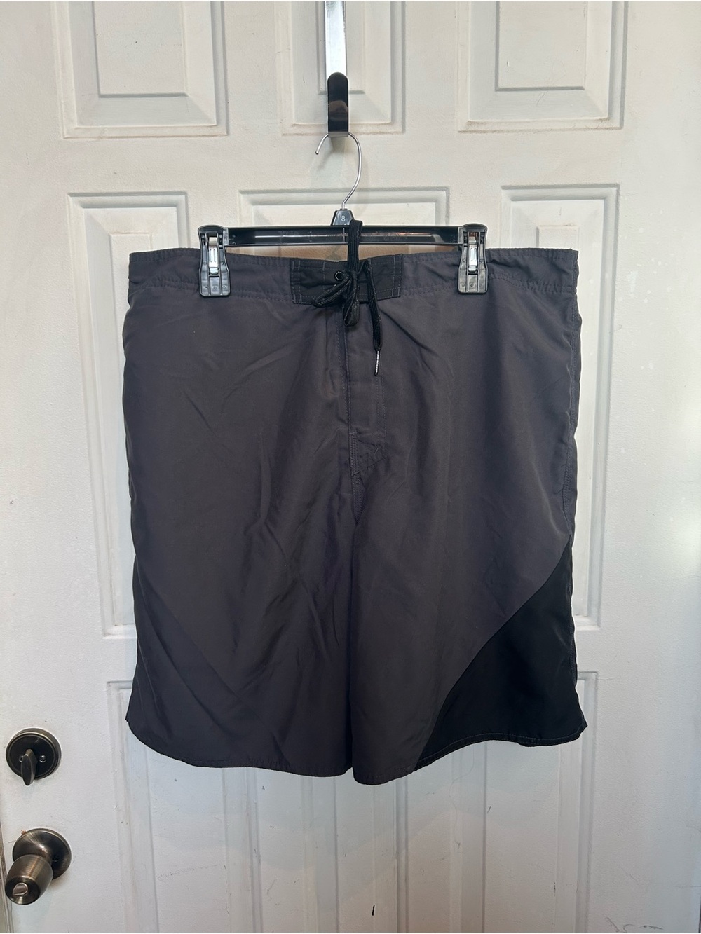 Joe Boxer Men's Two-Tone Dark Gray and Black Hybrid Shorts